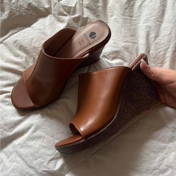 2000s Jessica Wedges - Picture 2 of 4